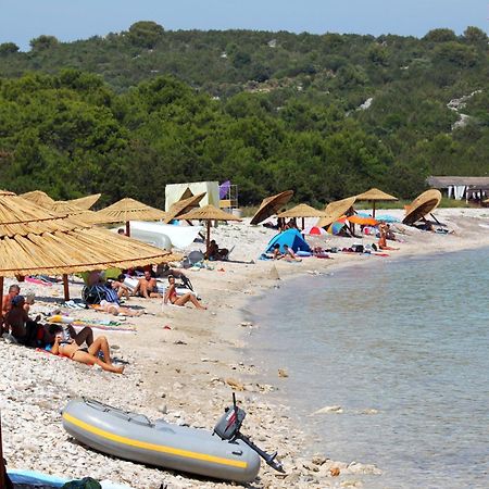 Apartments With A Parking Space Sali, Dugi Otok - 8084 Екстериор снимка