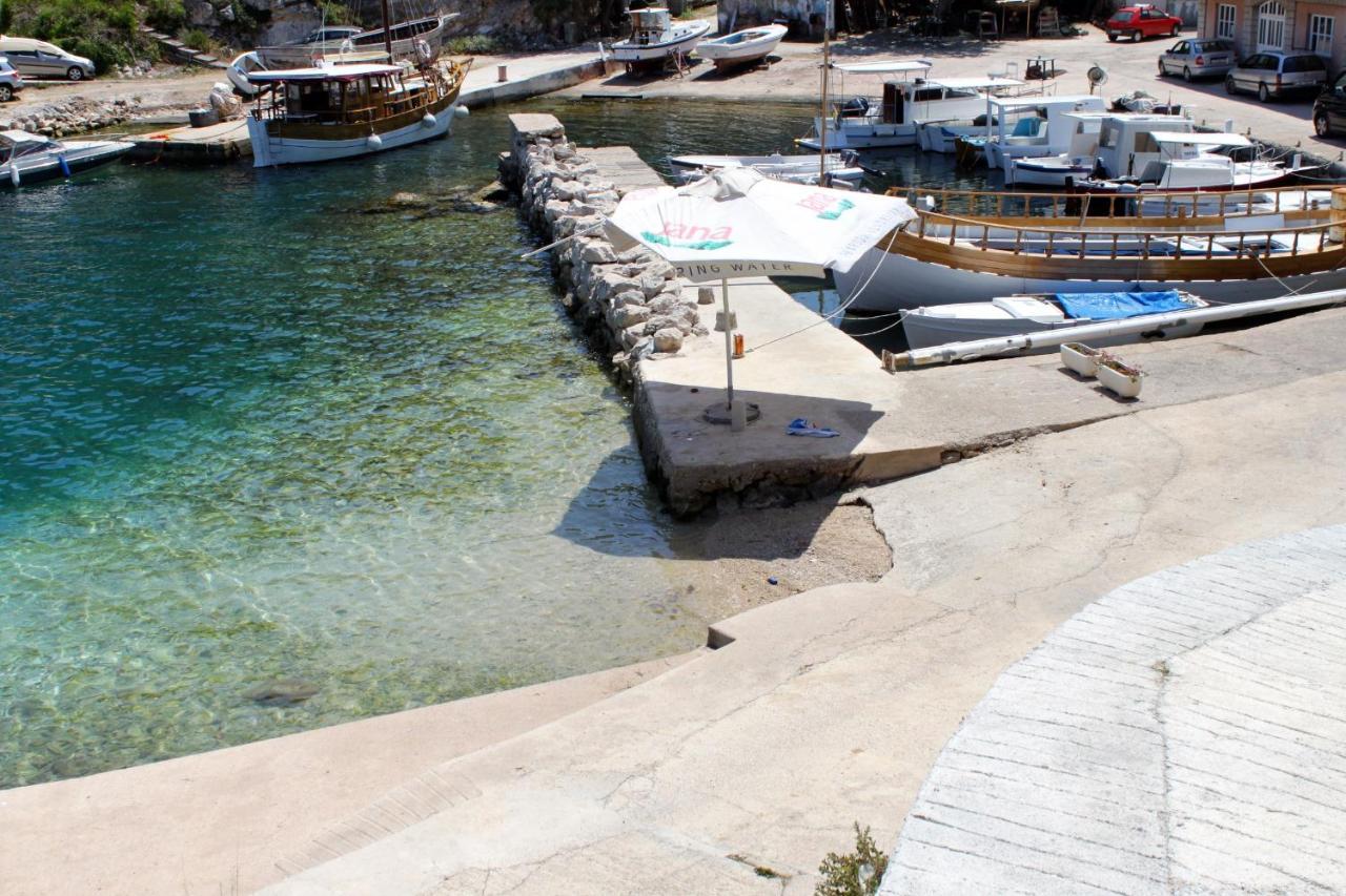 Apartments With A Parking Space Sali, Dugi Otok - 8084 Екстериор снимка